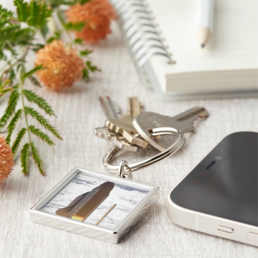 Space Shuttle Atlantis hebt 16 Schlüsselanhänger (Seite)