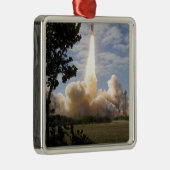 Space Shuttle Atlantis hebt 19 Ornament Aus Metall (Rechts)