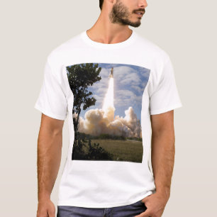 Space Shuttle Atlantis hebt 19 T-Shirt