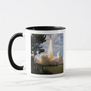 Space Shuttle Atlantis hebt 19 Tasse