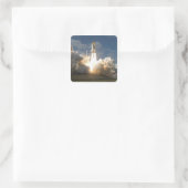 Space Shuttle Atlantis hebt 24 Quadratischer Aufkleber (Tasche)