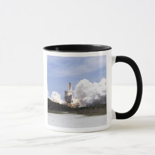 Space Shuttle Atlantis hebt 27 Tasse