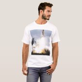 Space Shuttle Atlantis hebt 4 T-Shirt (Vorne ganz)