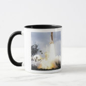 Space Shuttle Atlantis hebt 4 Tasse (Links)