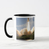 Space Shuttle Atlantis hebt 8 Tasse (Links)
