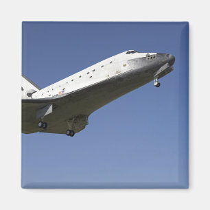 Space Shuttle Atlantis nähert sich Runway 33 2 Magnet