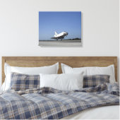 Space Shuttle Atlantis nähert sich Runway 33 Leinwanddruck (Insitu (Schlafzimmer))