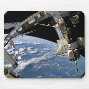 Space Shuttle Atlantis und ein Soyuz-Raumfahrzeug Mousepad