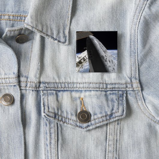 Space Shuttle Discovery 14 Button (Beispiel)
