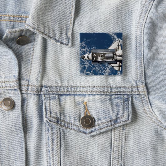 Space Shuttle Discovery 16 Button (Beispiel)