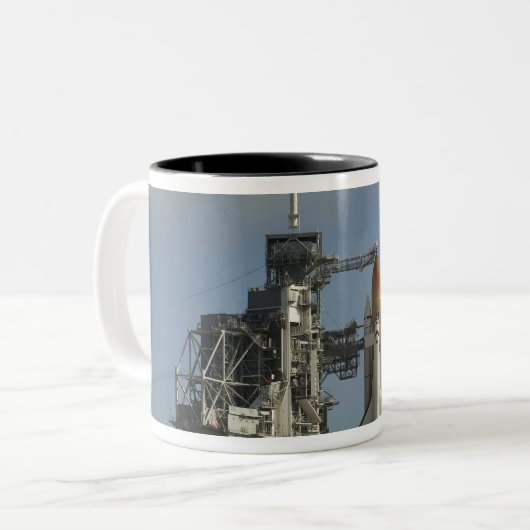Space Shuttle Discovery 2 Zweifarbige Tasse (Vorderseite Links)