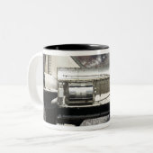 Space Shuttle Discovery 3 Zweifarbige Tasse (Vorderseite Links)