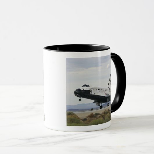 Space Shuttle Discovery - das wichtigste Fahrwerk Tasse (VorderseiteRechts)