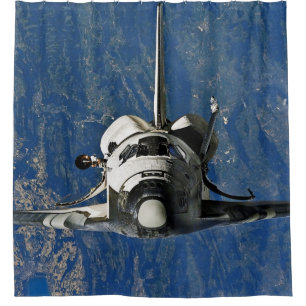 Space Shuttle Discovery fotografiert von der ISS Duschvorhang