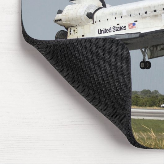 Space Shuttle Discovery geht Landung 3 an Mousepad (Ecke)