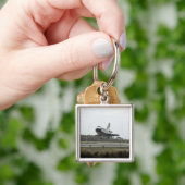Space Shuttle Discovery geht Landung an Schlüsselanhänger (Hand)