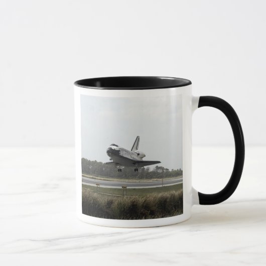 Space Shuttle Discovery geht Landung an Tasse (Rechts)