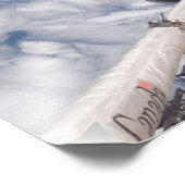 Space Shuttle Discovery im Hintergrund Fotodruck (Ecke)