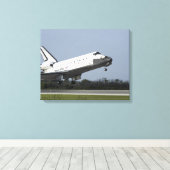 Space Shuttle Discovery landet auf der Piste 33 2 Leinwanddruck (Insitu (Holzboden))