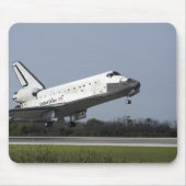 Space Shuttle Discovery landet auf der Piste 33 2 Mousepad (Vorne)