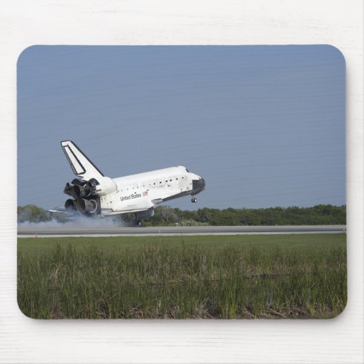 Space Shuttle Discovery landet auf der Piste 33 4 Mousepad (Vorne)