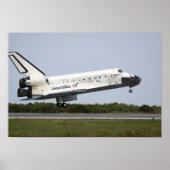 Space Shuttle Discovery nähert sich Landung 4 Poster (Vorne)
