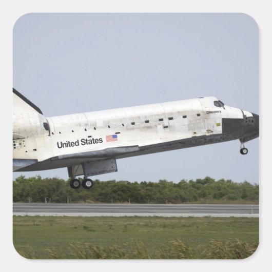 Space Shuttle Discovery nähert sich Landung 4 Quadratischer Aufkleber (Vorderseite)