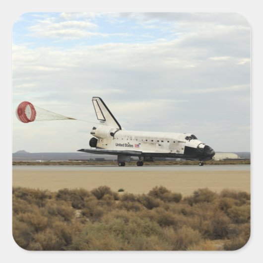Space Shuttle Discovery stellt seinen Drag-Rute be Quadratischer Aufkleber (Vorderseite)