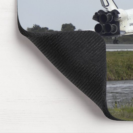 Space Shuttle Discovery Touchs 3 Mousepad (Ecke)