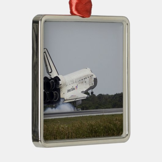 Space Shuttle Discovery Touchs runter 2 Silbernes Ornament (Rechts)