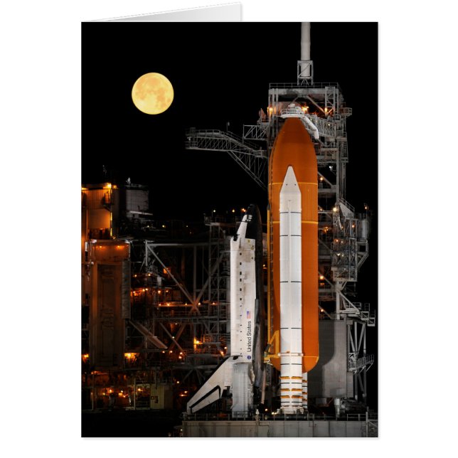 Space Shuttle Discovery und Mond (Vorne)