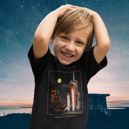 Space Shuttle Discovery und Vollmond 2009 Kleinkind T-shirt