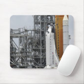 Space Shuttle Endeavor auf dem Launchpad 2 Mousepad (Mit Mouse)