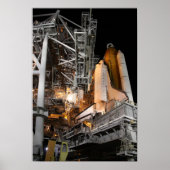Space Shuttle Endeavor auf dem Launchpad 2 Poster (Vorne)