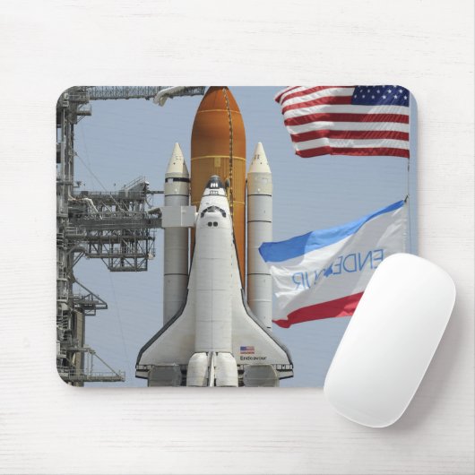 Space Shuttle Endeavor auf dem Launchpad 3 Mousepad (Mit Mouse)