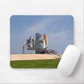 Space Shuttle Endeavor auf dem Launchpad 4 Mousepad (Mit Mouse)