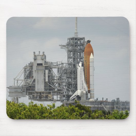 Space Shuttle Endeavor auf dem Launchpad 5 Mousepad (Vorne)