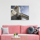 Space Shuttle Endeavor auf dem Launchpad 6 Leinwanddruck (Insitu (Wohnzimmer))