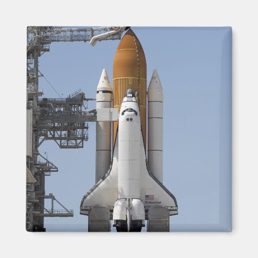 Space Shuttle Endeavor steht bereit Magnet (Vorne)