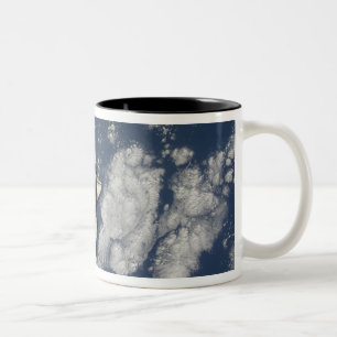 Space Shuttle Endeavour 10 Zweifarbige Tasse