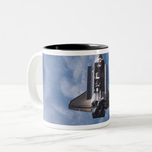 Space Shuttle Endeavour 22 Zweifarbige Tasse (Vorderseite Links)