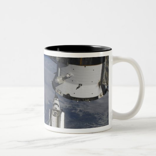 Space Shuttle Endeavour 2 Zweifarbige Tasse (Rechts)