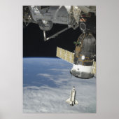 Space Shuttle Endeavour, ein Sojus-Raumschiff Poster (Vorne)