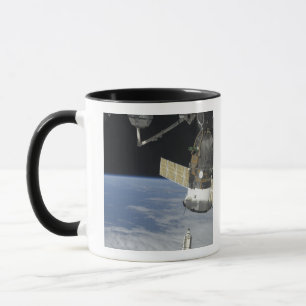 Space Shuttle Endeavour, ein Sojus-Raumschiff Tasse