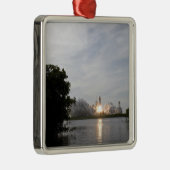 Space Shuttle Endeavour hebt 3 Silbernes Ornament (Rechts)