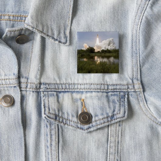 Space Shuttle Endeavour hebt 7 Button (Beispiel)