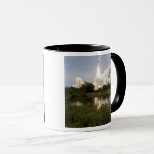 Space Shuttle Endeavour hebt 7 Tasse (VorderseiteRechts)