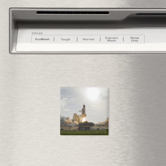 Space Shuttle Endeavour hebt 8 Magnet (In Situ (Geschirrspüler))