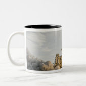 Space Shuttle Endeavour hebt 8 Zweifarbige Tasse (Links)