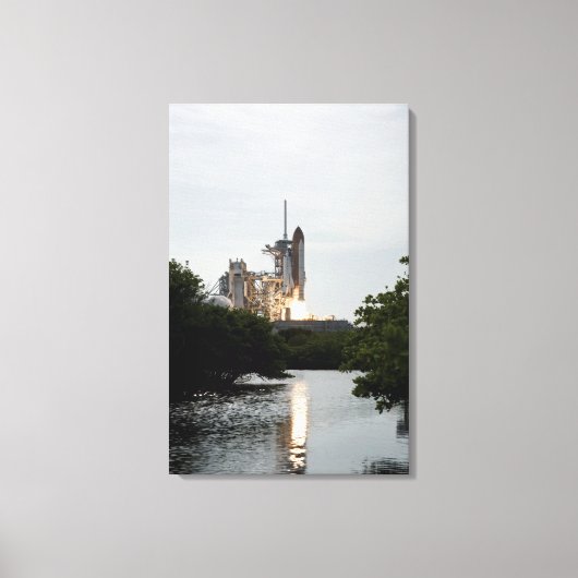 Space Shuttle Endeavour hebt ab Leinwanddruck (Vorderseite)